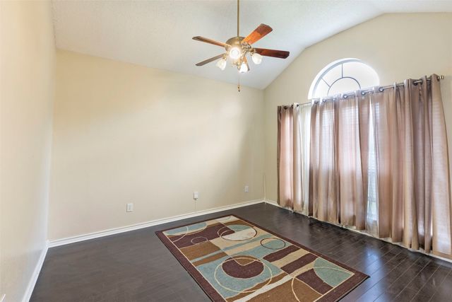 2315 Brisbane Drive, Arlington, TX 76018