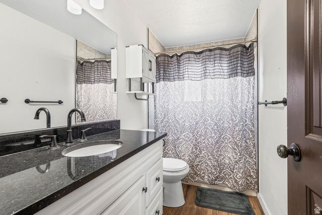 5785 S 6000 W, Hooper, UT 84315