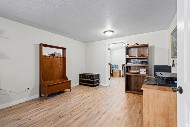 5785 S 6000 W, Hooper, UT 84315