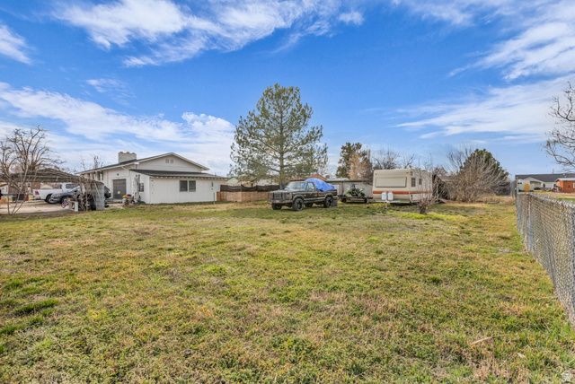 5785 S 6000 W, Hooper, UT 84315