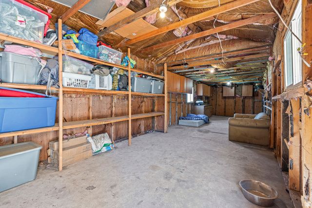 5785 S 6000 W, Hooper, UT 84315