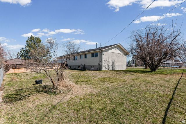 5785 S 6000 W, Hooper, UT 84315