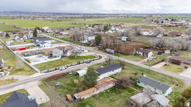 5785 S 6000 W, Hooper, UT 84315