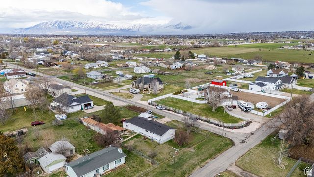 5785 S 6000 W, Hooper, UT 84315