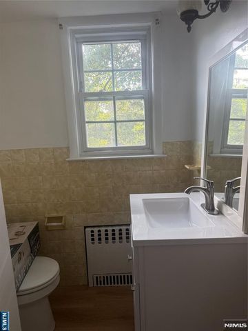 135 11th Avenue, Hawthorne, NJ 07506