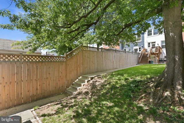 52 HAMILTON ST NW, Washington, DC 20011