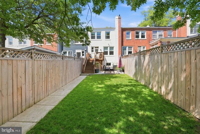 52 HAMILTON ST NW, Washington, DC 20011