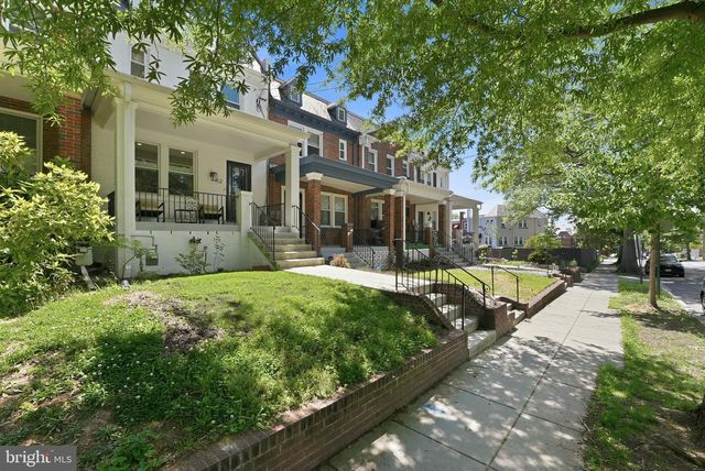 52 HAMILTON ST NW, Washington, DC 20011
