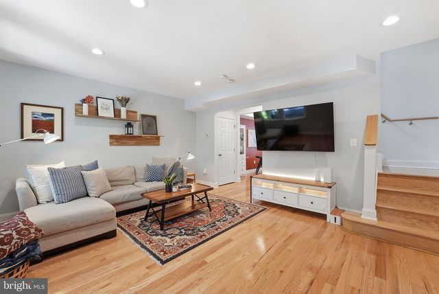 52 HAMILTON ST NW, Washington, DC 20011