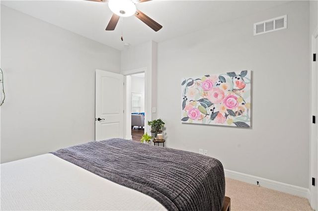 3205 SW Mary Street, Lee's Summit, MO 64081