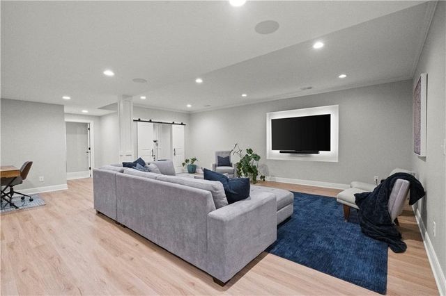 3205 SW Mary Street, Lee's Summit, MO 64081