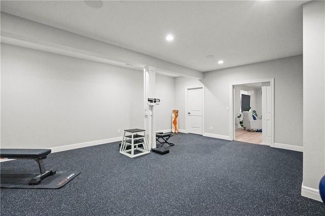 3205 SW Mary Street, Lee's Summit, MO 64081