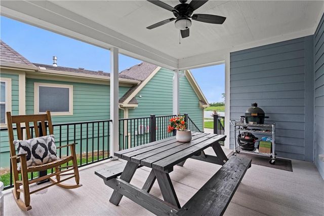 3205 SW Mary Street, Lee's Summit, MO 64081