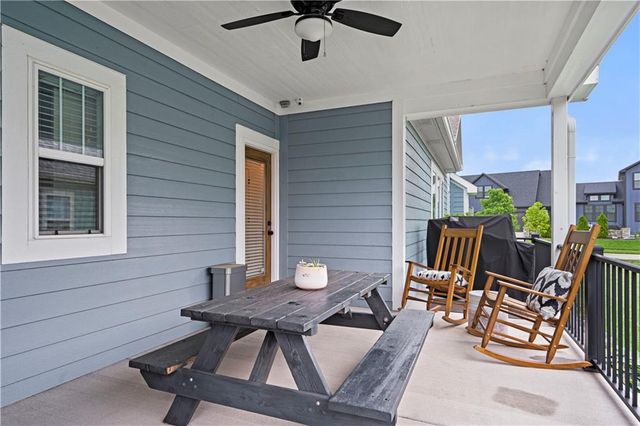 3205 SW Mary Street, Lee's Summit, MO 64081