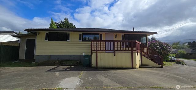 6703 S 120th Street, Seattle, WA 98178