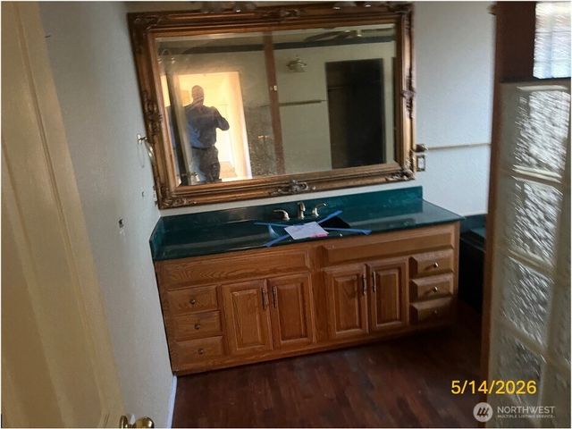 6703 S 120th Street, Seattle, WA 98178