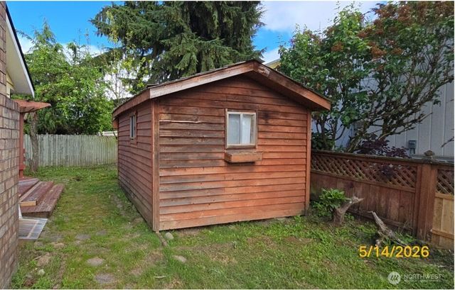 6703 S 120th Street, Seattle, WA 98178