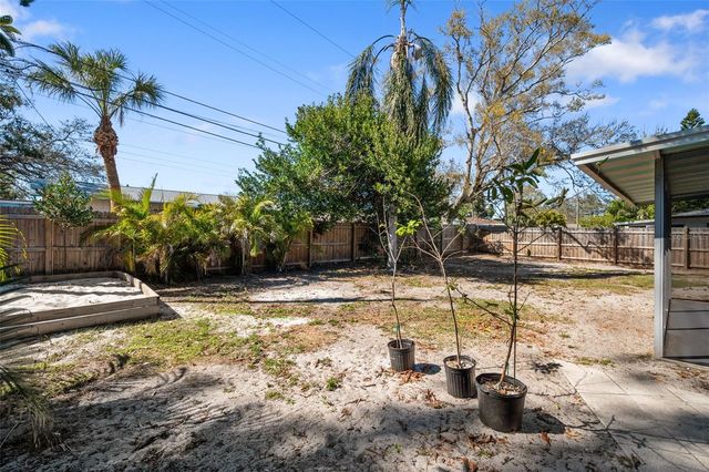 6522 112TH STREET, Seminole, FL 33772