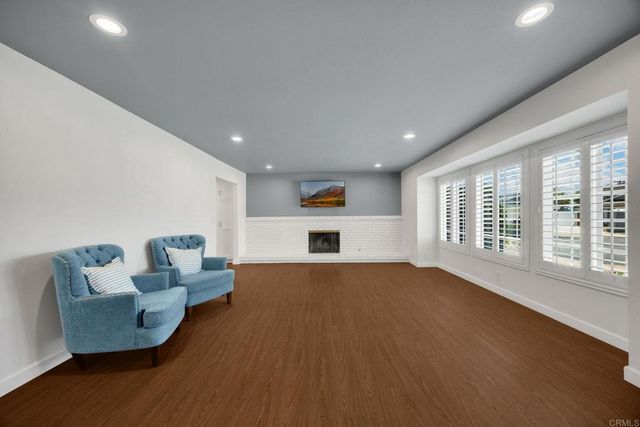 407 Barry Place, Placentia, CA 92870