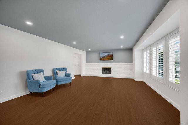 407 Barry Place, Placentia, CA 92870