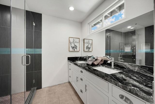 407 Barry Place, Placentia, CA 92870
