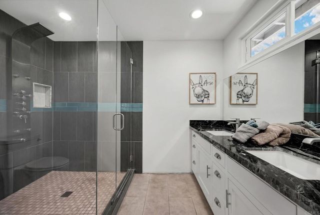 407 Barry Place, Placentia, CA 92870