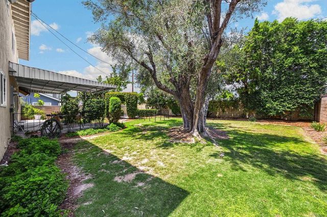 407 Barry Place, Placentia, CA 92870