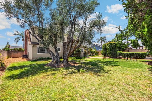 407 Barry Place, Placentia, CA 92870
