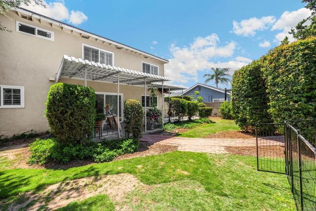407 Barry Place, Placentia, CA 92870