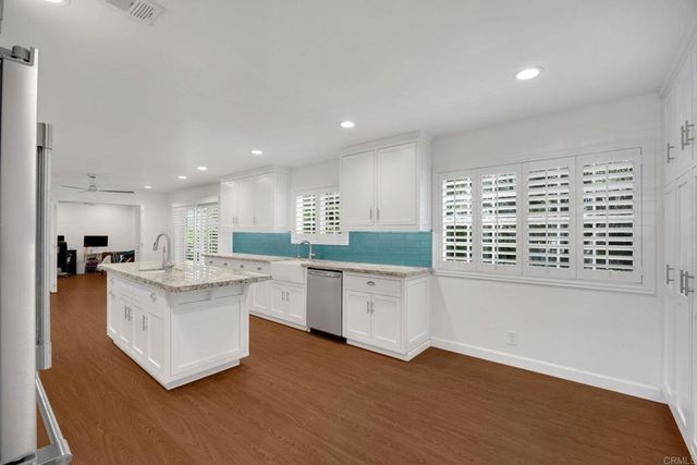 407 Barry Place, Placentia, CA 92870