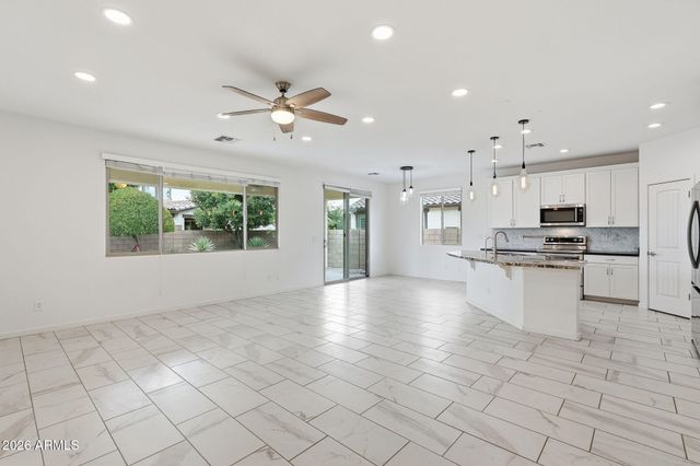 3150 N LOMA Vista, Mesa, AZ 85213