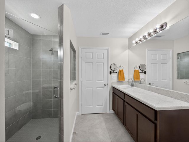 1633 SW Diamond Street, Port St Lucie, FL 34953