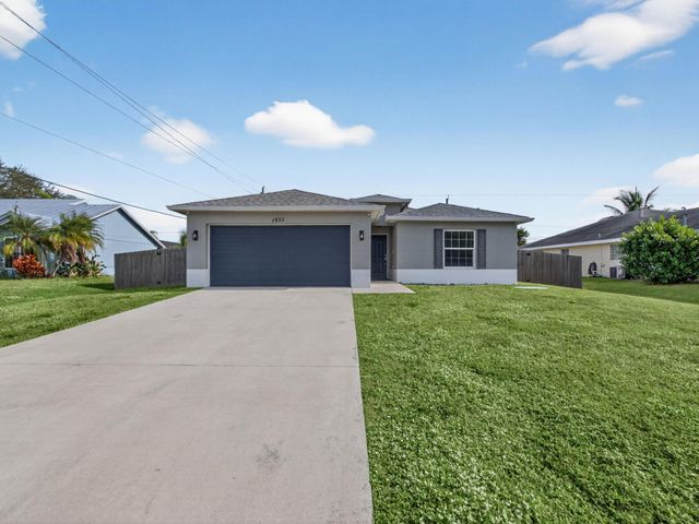 1633 SW Diamond Street, Port St Lucie, FL 34953