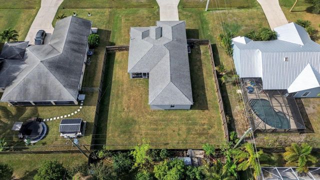 1633 SW Diamond Street, Port St Lucie, FL 34953