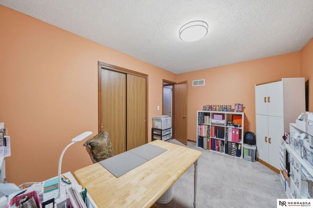 848 Erica Court, Lincoln, NE 68522