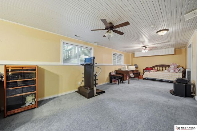 848 Erica Court, Lincoln, NE 68522