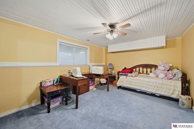 848 Erica Court, Lincoln, NE 68522