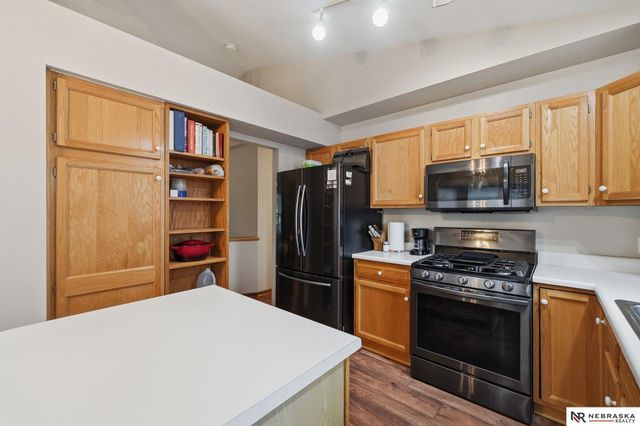 848 Erica Court, Lincoln, NE 68522