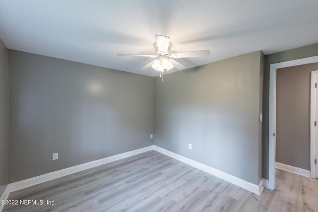 7832 NEWTON Road, Jacksonville, FL 32216