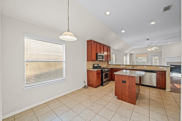 7703 Stone Arbor Lane, Pearland, TX 77581