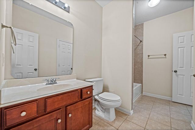 7703 Stone Arbor Lane, Pearland, TX 77581