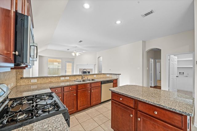 7703 Stone Arbor Lane, Pearland, TX 77581