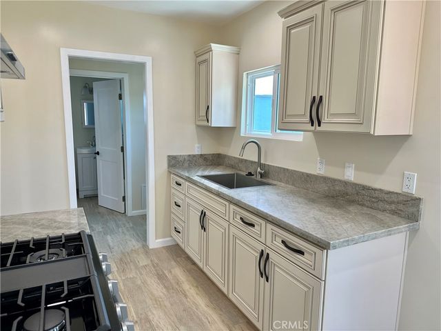 3803 Seneca Avenue, Los Angeles, CA 90039