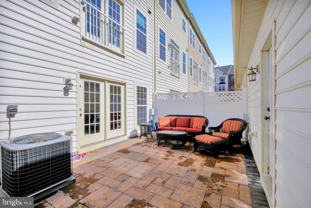 9657 ATTERBURY LN, Frederick, MD 21704