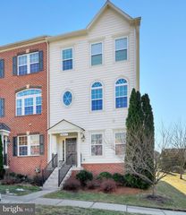9657 ATTERBURY LN, Frederick, MD 21704
