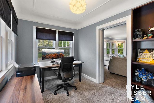 320 Gladstone Drive, East Grand Rapids, MI 49506