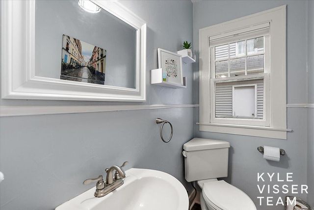 320 Gladstone Drive, East Grand Rapids, MI 49506