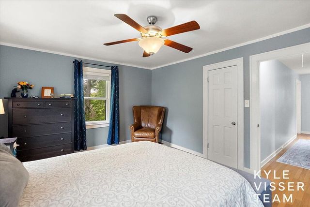 320 Gladstone Drive, East Grand Rapids, MI 49506