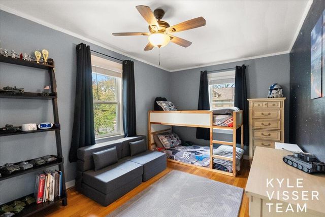 320 Gladstone Drive, East Grand Rapids, MI 49506