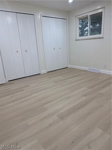 1139 N Skyline Drive, Seven Hills, OH 44131